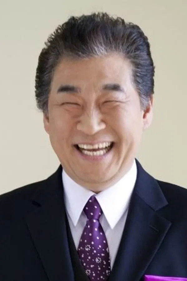 Kim  Gyeong-ryong