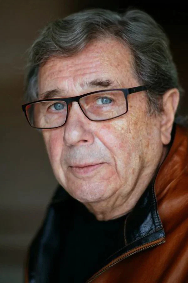 Janusz  Gajos