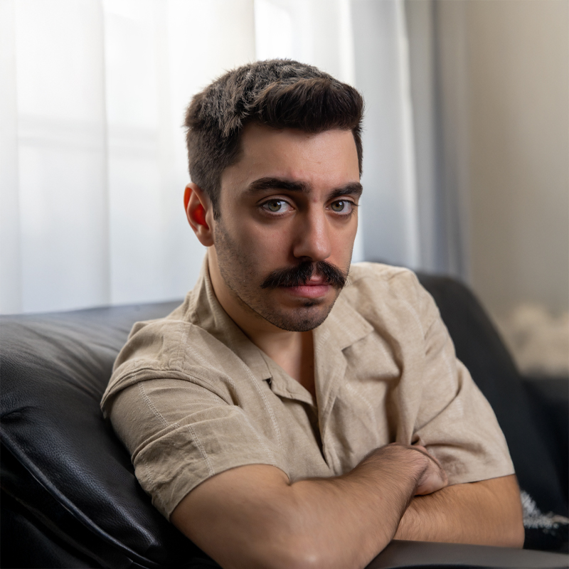 Levent   İçmeli
