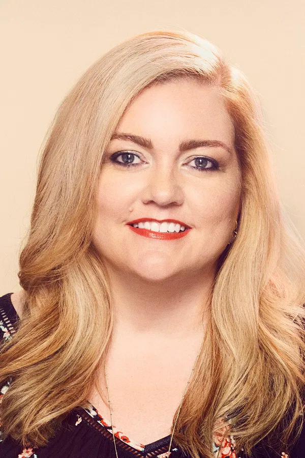 Colleen  Hoover