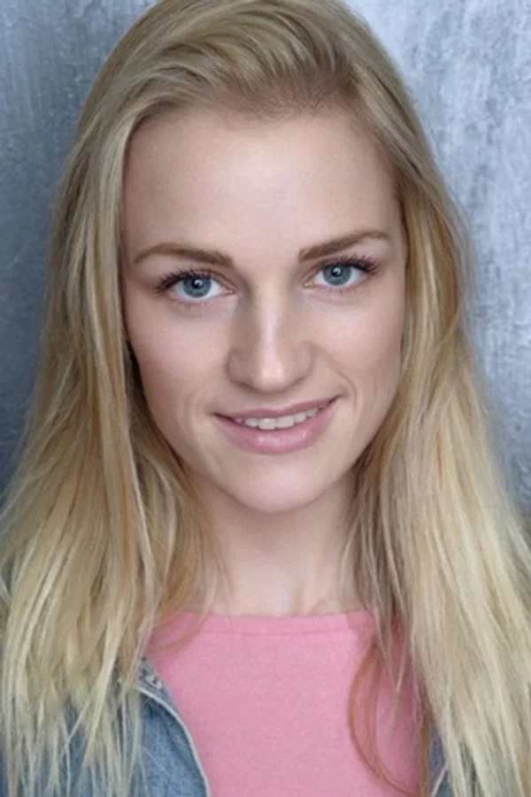 Leona  Clarke
