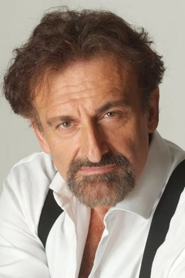 Massimo  Venturiello