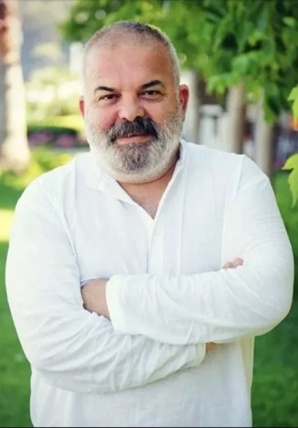 Deniz Oral