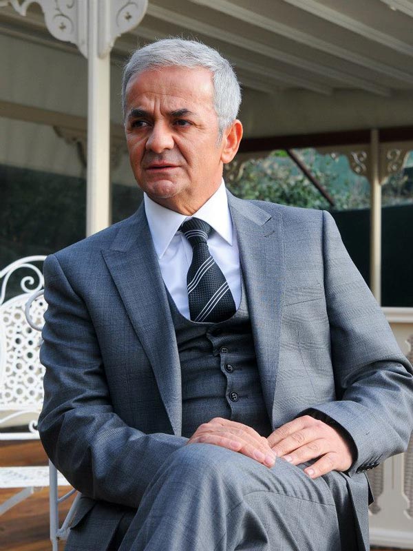 Zafer Algöz