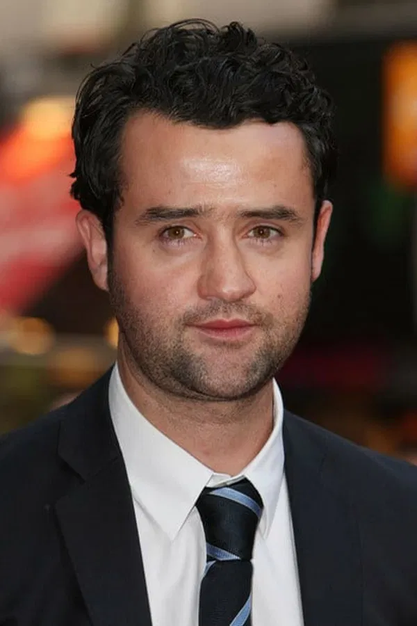 Daniel  Mays