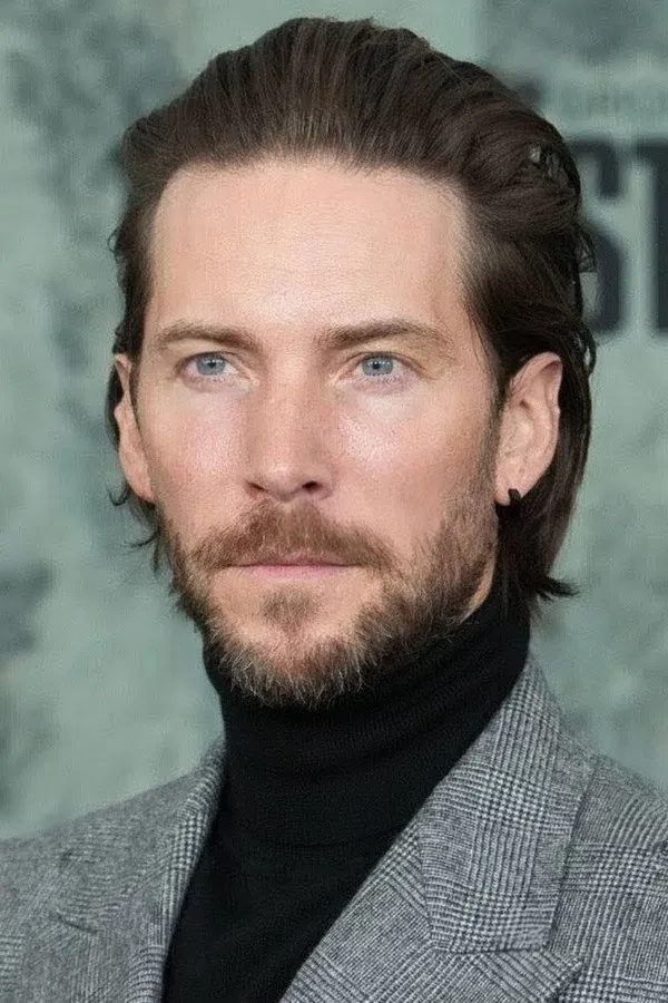 Troy  Baker