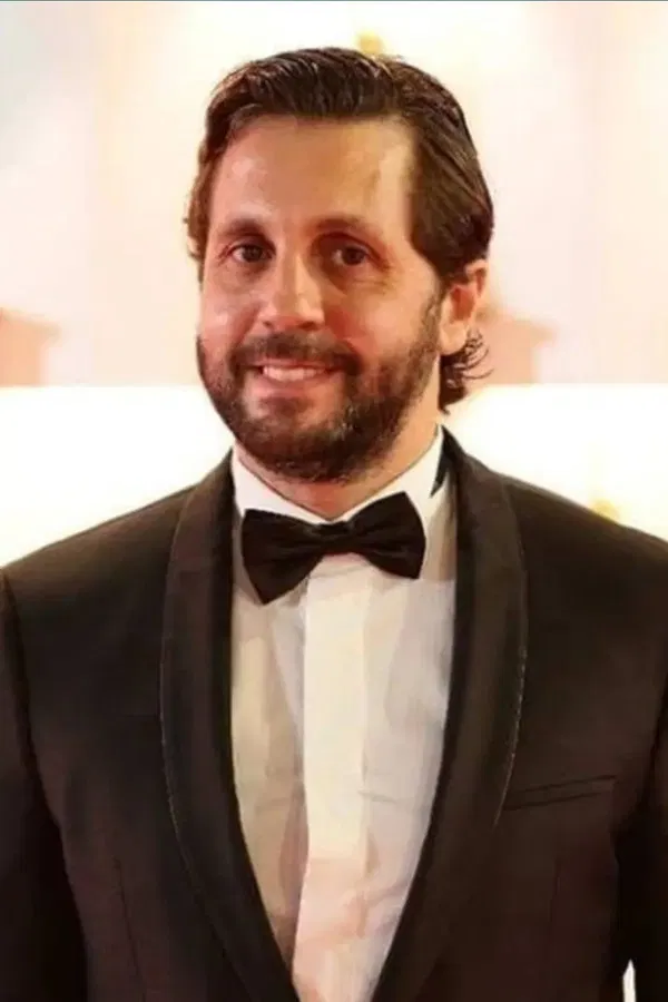 Hesham  Maged