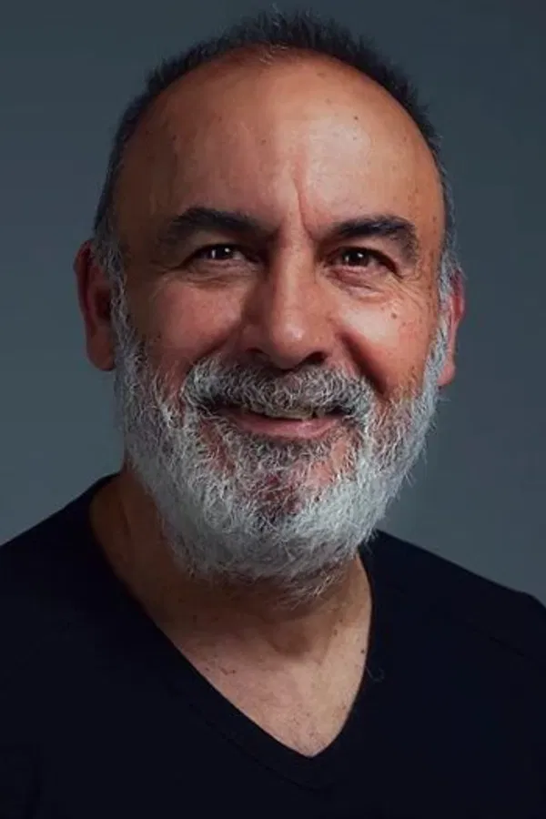 Yaşar  Üzer