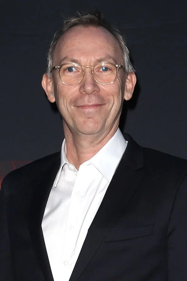 Simon  McQuoid