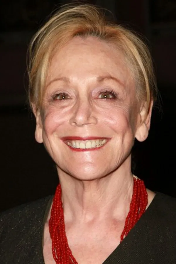 Lorraine  Gary