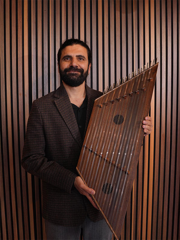 Halil Tan Solo Konser "Bir Enstrüman, Bin Hikaye"