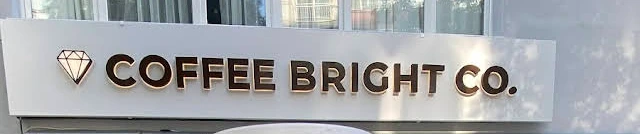 Public Coffee and More / Bostanlı